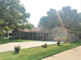 503 W 4th St, Ellinwood, KS 67526
