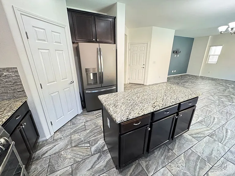 8123 Mosaic Sunrise Ln — Photo 6
