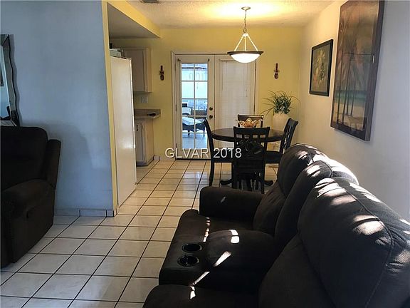 3rd image of 5266 Wilbur St
