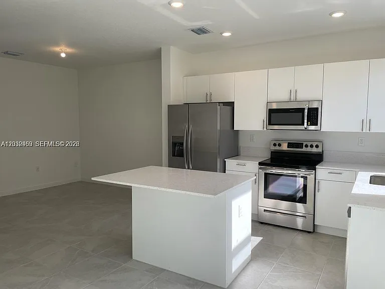 12928 SW 232nd Ter #12928 — Photo 4