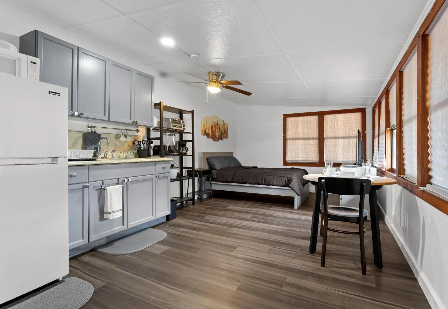 5140 Countryside Court - Studio 4 — Photo 1