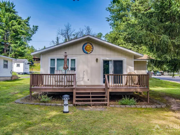 1998 N Ogemaw Trl, West Branch, MI 48661