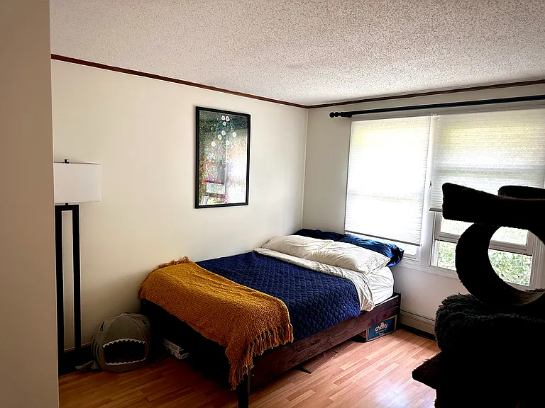 153 Princeton Ave — Photo 8