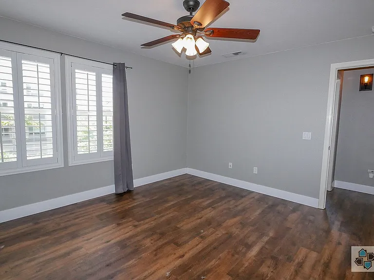 8744 Concourse Ct — Photo 11