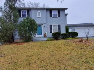 109 Impala Dr, Rochester, NY 14609