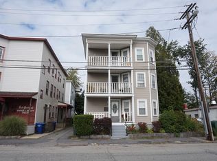 27 Pleasant St, Leominster, MA 01453