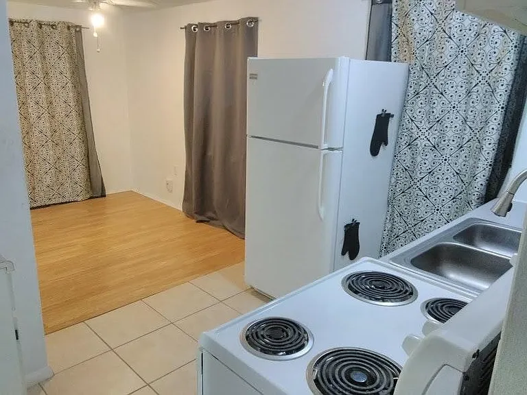 3812 Grant Blvd — Photo 7