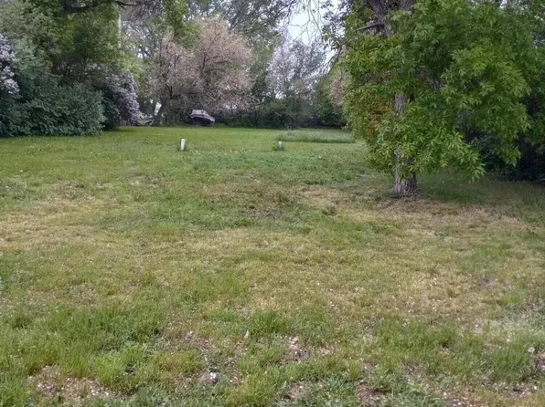 205 4th Ave SW, Hazen, ND 58545