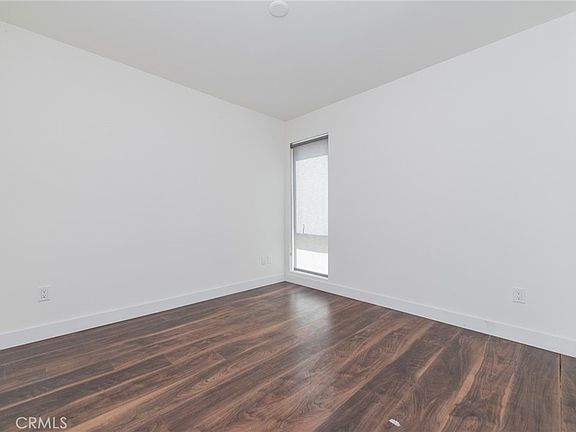 3rd image of 6016 W Beachwood Ln