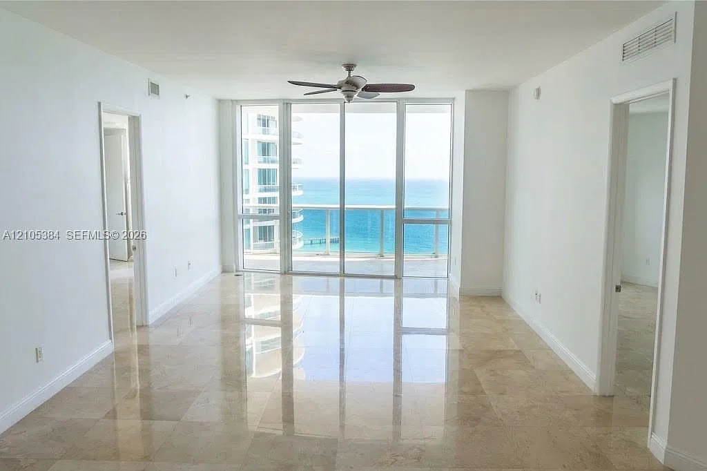 Tdr Tower I Condo — Photo 4