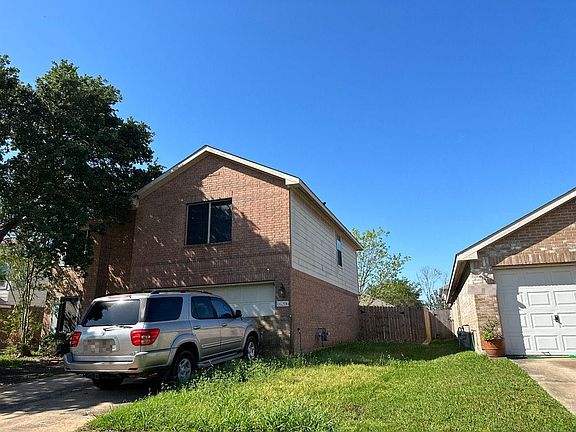 2nd image of 16206 Aspen Arbor Ct