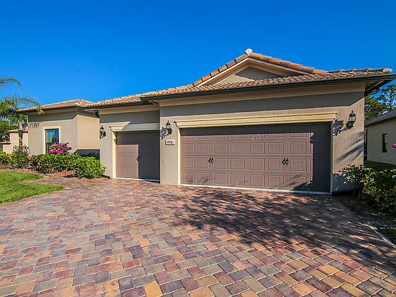 4th image of 4981 SW Gossamer Cir