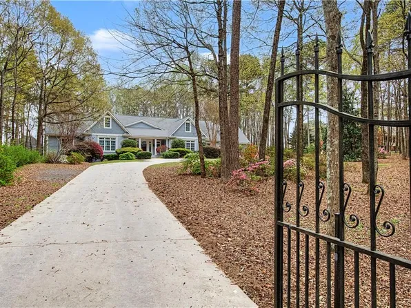 3045 Camp Branch Rd, Buford, GA 30519