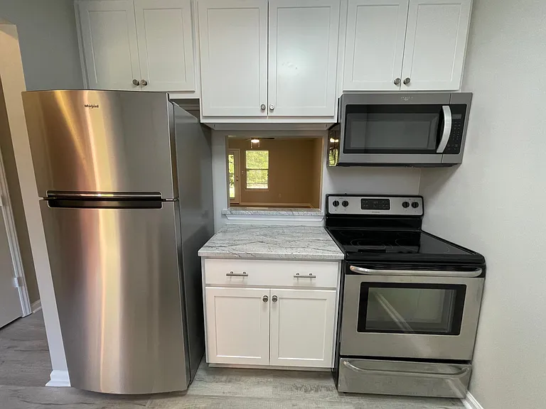 404 Huntington Park Dr #404 — Photo 6