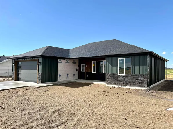 1420 Parker Dr, Rupert, ID 83350