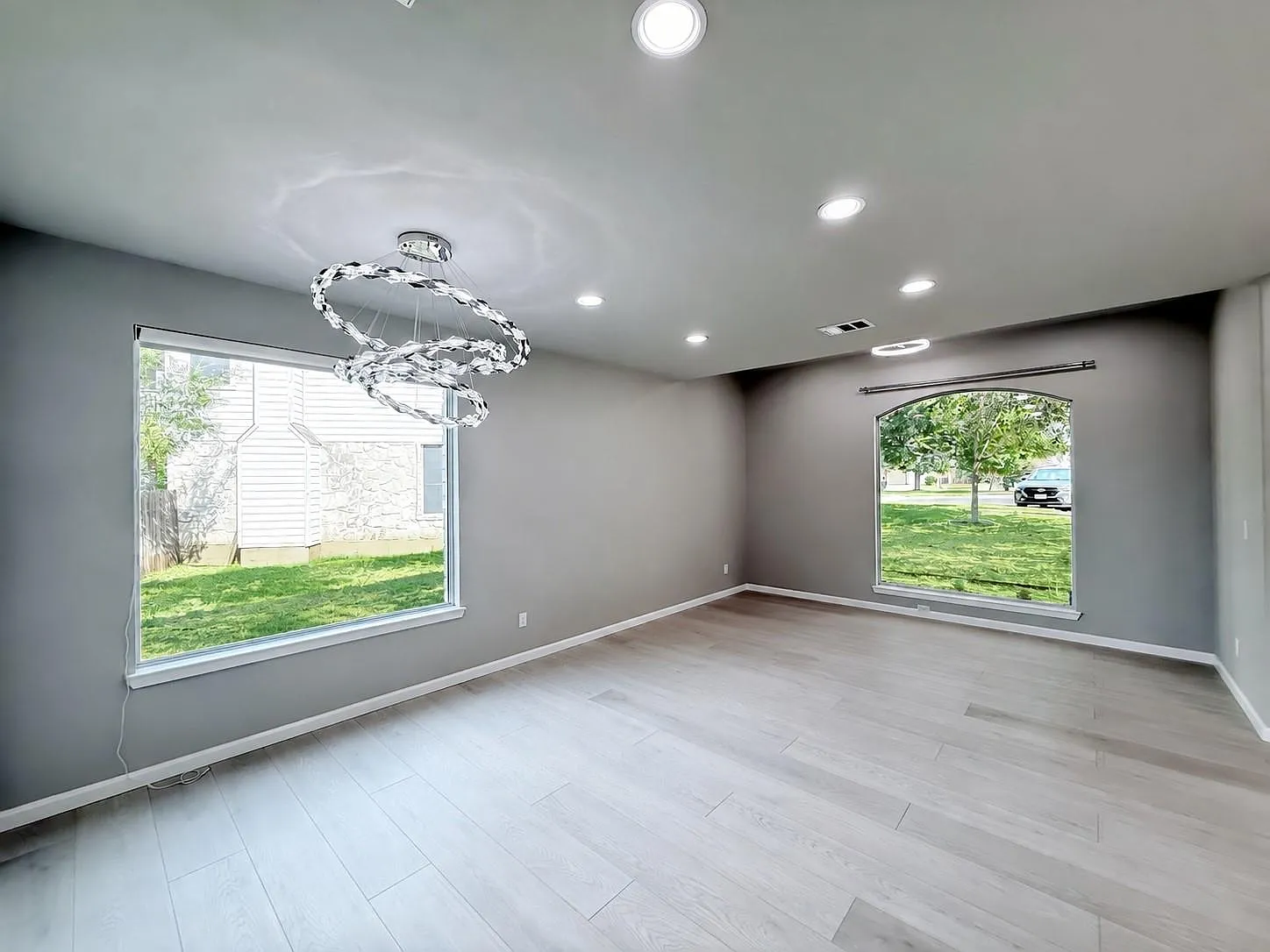 5 bed, 3.0 bath, 3440 sqft, $4,000 — Photo 4