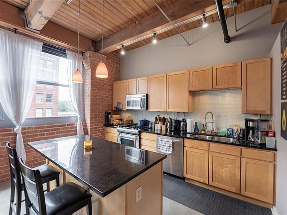 5th image of 712 Broadway Blvd #607