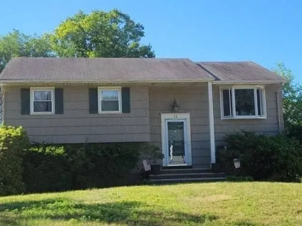 11 Crestwood Ave, Fairfield, NJ 07004