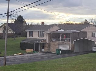 227 Keck Rd, Butler, PA 16002