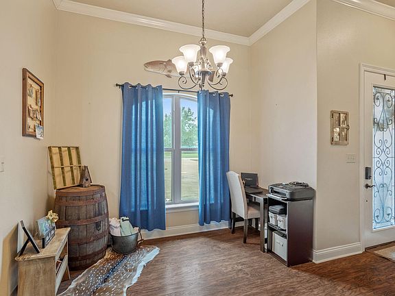 4th image of 164 Landry Dr