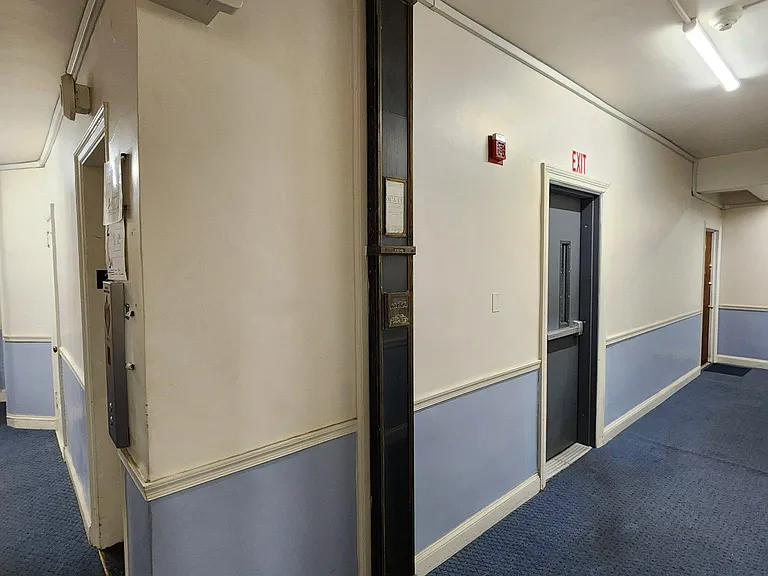 400 N Hortter St #206 — Photo 10