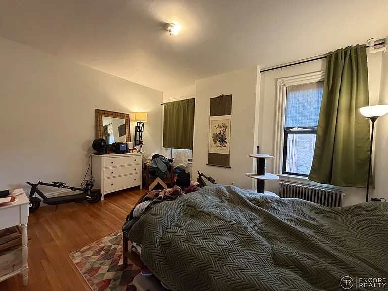 16 Davis Ave #3 — Photo 4