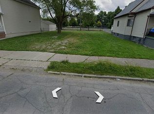 2960 Goodson St, Hamtramck, MI 48212