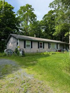 71 Tomhannock Road, Valley Falls, NY, 12185