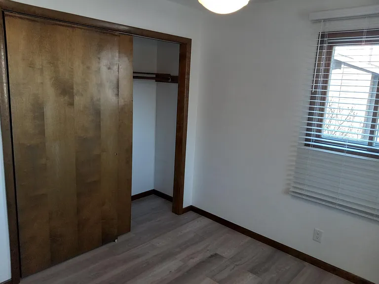 1799 Glenwood Ct — Photo 18