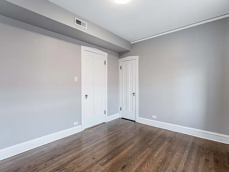 5449 W Melrose St #2 — Photo 18