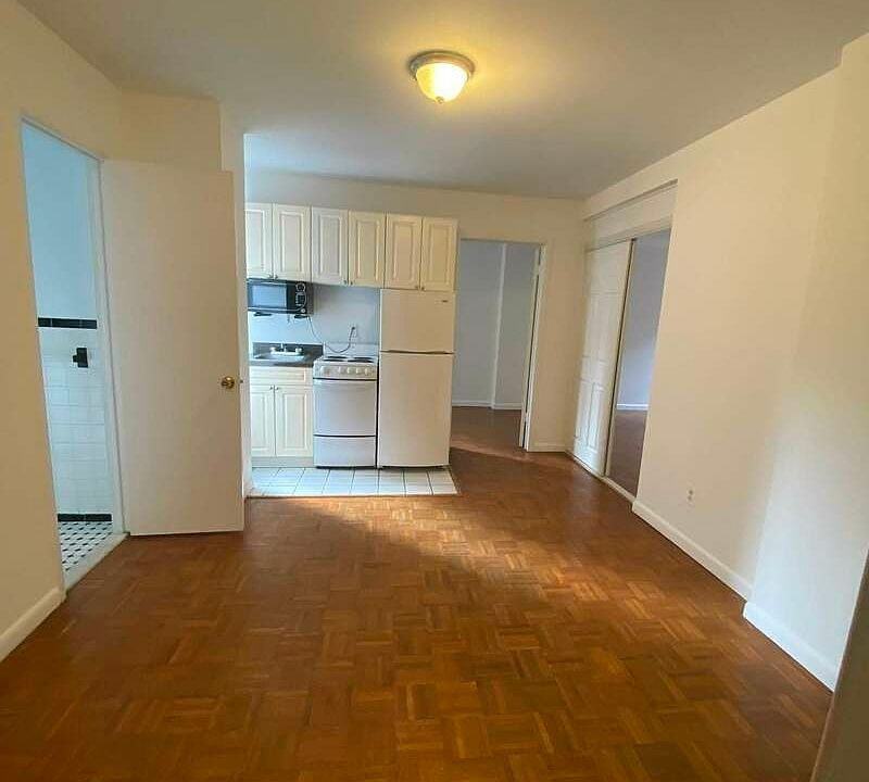 1st image of 203 E 27th St APT 6A