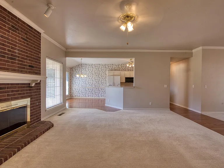 15501 Arbuckle Hts — Photo 7
