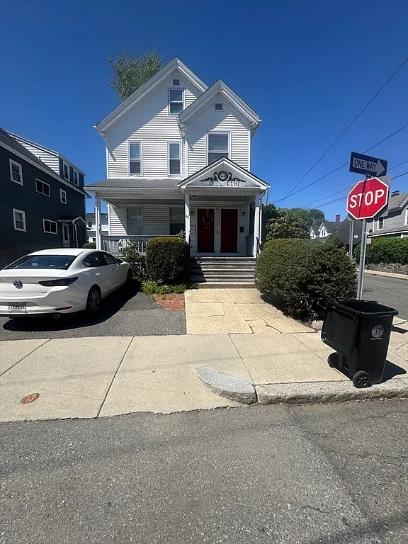 3 bed, 2.0 bath, 1500 sqft, $3,400 — Photo 1