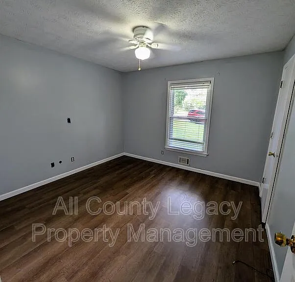 4292 Wrexham Ct — Photo 10