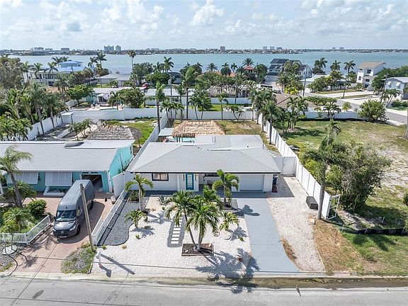2nd image of 855 BOCA CIEGA ISLE DRIVE