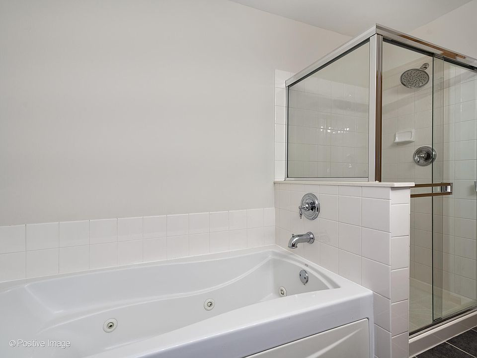 1st image of 5115 Freeport Dr #5115