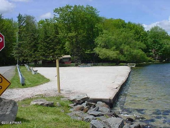 4th image of E Shore Dr