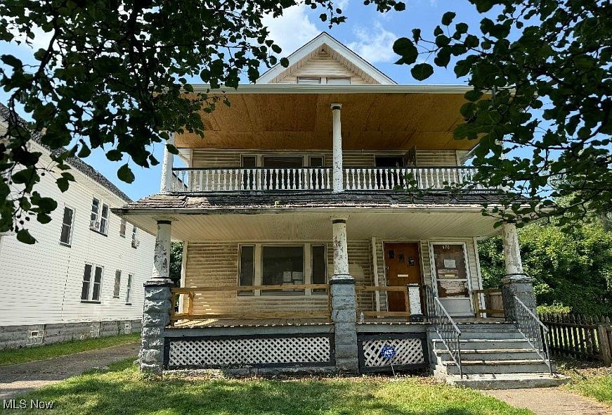 1st image of 630-632 E 117th St