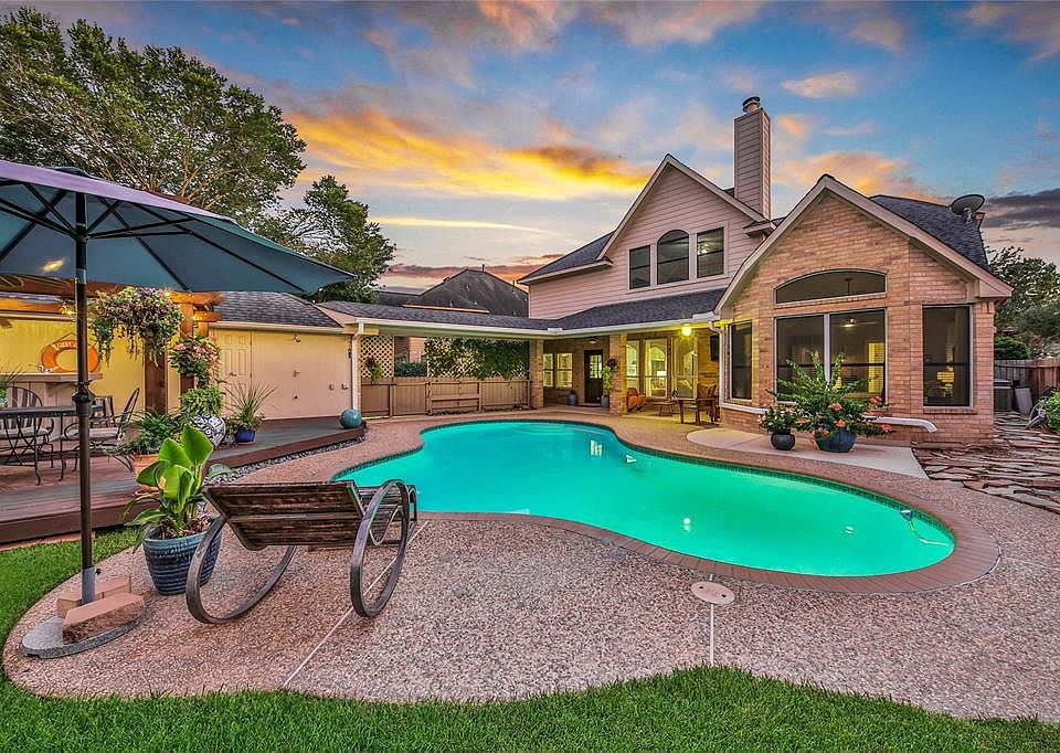 1st image of 4707 Debras Trace Ln