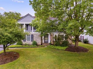 20726 Byron Rd, Shaker Heights, OH 44122