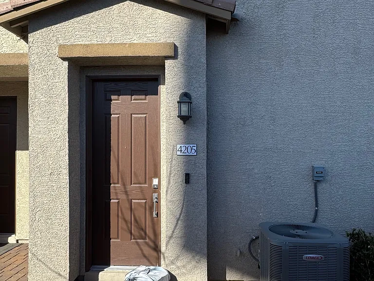 1367 Ossa St #4205 — Photo 2