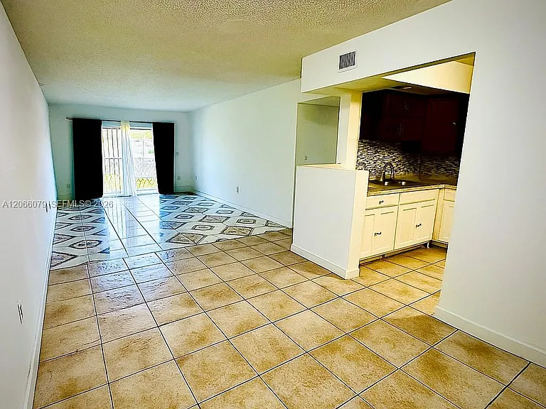3700 NW 21st St #109 — Photo 4