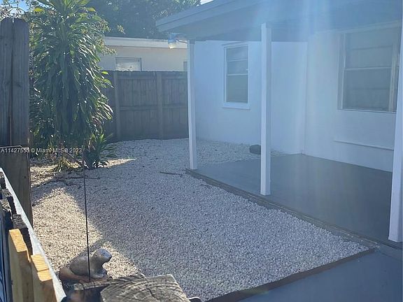 3rd image of 1415 NW 2nd Ave Unit 1