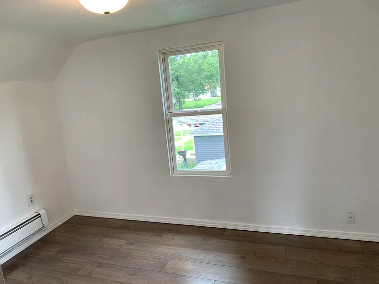 604 S Pearl St — Photo 9