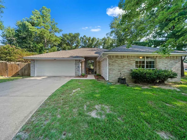 15907 Brittain Ct, Lindale, TX 75771