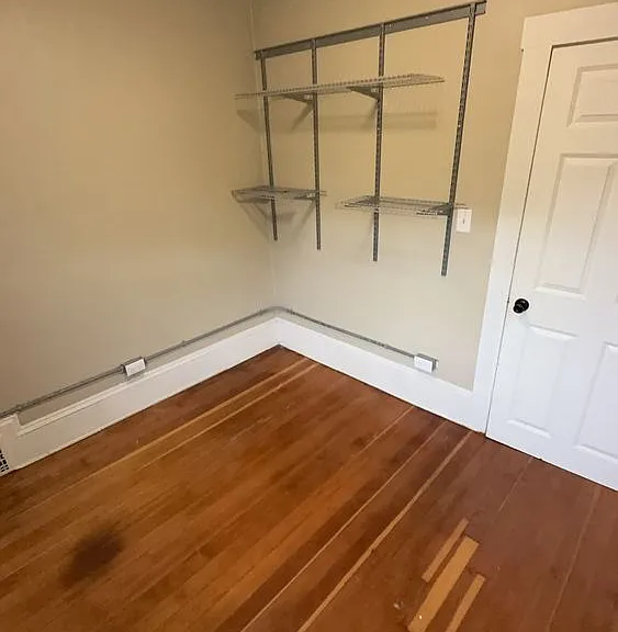739 Broadway St — Photo 20