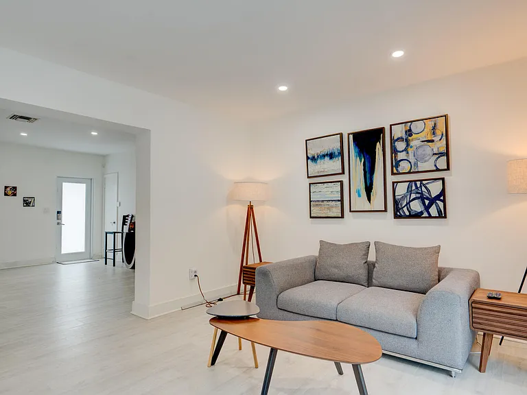 7528 Buccaneer Ave — Photo 25