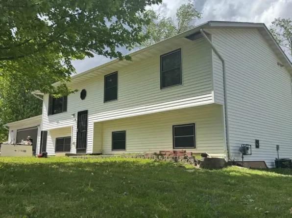 W1194 Flamingo Dr, Genoa City, WI 53128