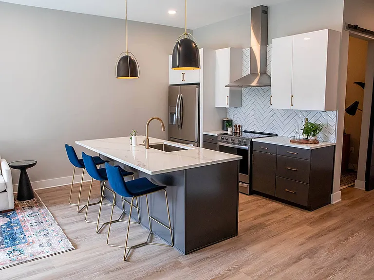 The Hamilton and Hume House Apartments — Photo 24
