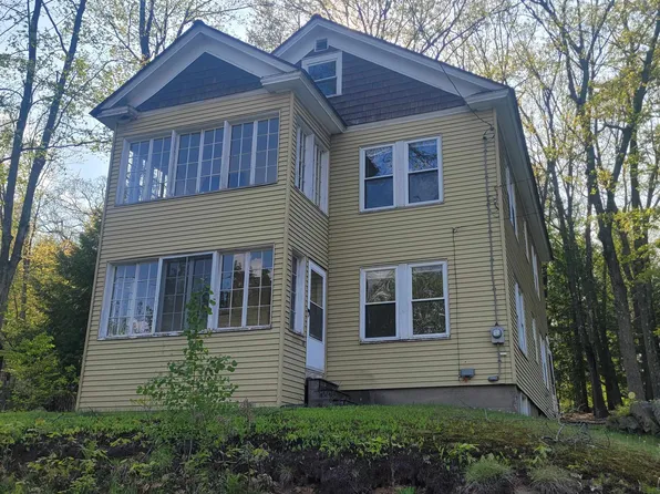 28 Young Street, Lebanon, NH 03766